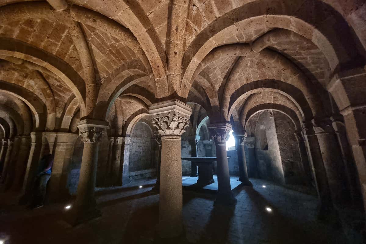 Via Francigena nel Lazio: un viaggio lento tra borghi, laghi,  mare e sapori veri